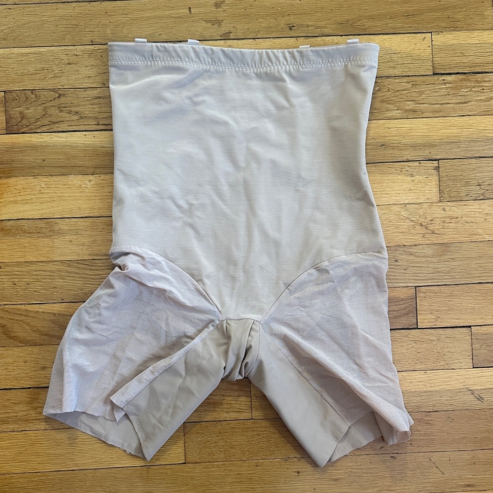 High-Waisted Cream Shapewear